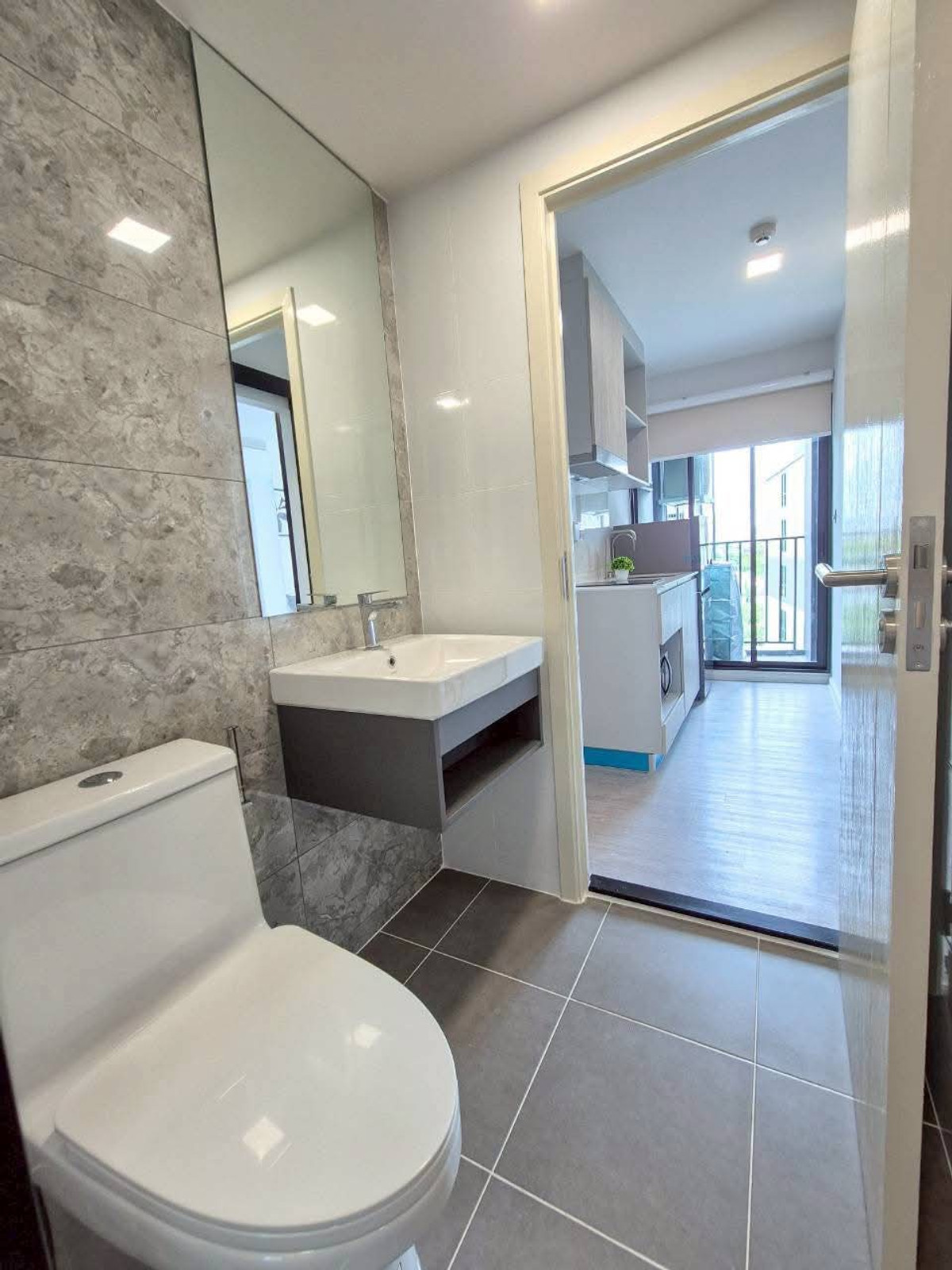 ให้เช่าคอนโดบางนา แบริ่ง ลาซาล : ให้เช่าคอนโด แอทโมซ ทรอปิคานา บางนา ห้องใหม่ เฟอร์ครบ พร้อมอยู่