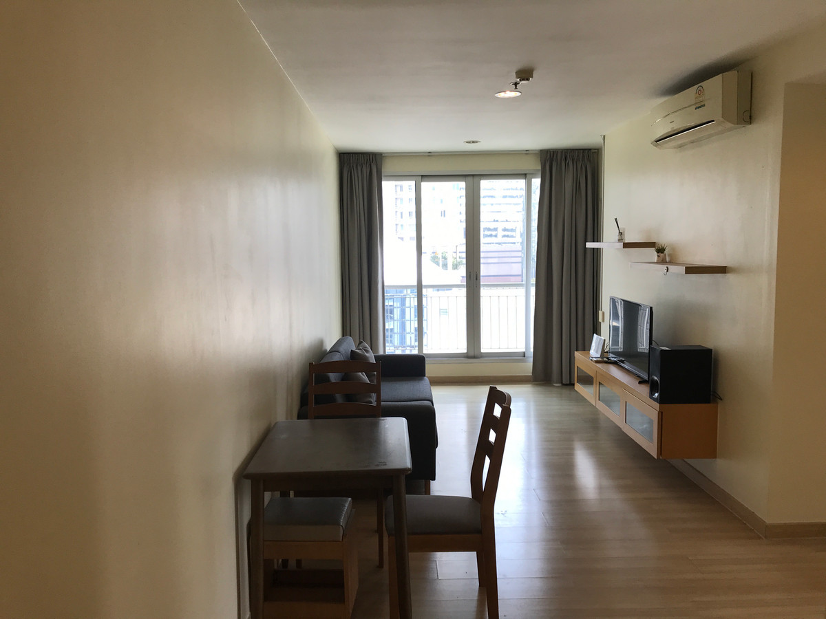 For RentCondoSathorn, Narathiwat : [Jaw-Dropping! Life@Sathorn 🔥🔥 Get a 2-Bedroom in Sathorn for only 29K (Cheapest in the building!)] The "Deal of the Year" you absolutely cannot miss!