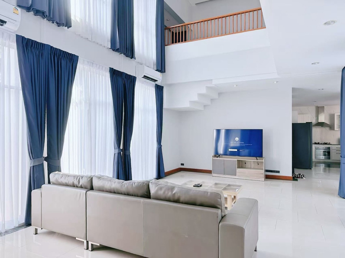 ให้เช่าสุขุมวิท อโศก ทองหล่อ : 🌈บ้านพูลวิลล่าเดี่ยว 3 ชั้น  พร้อมสระว่ายน้ำ 🎤