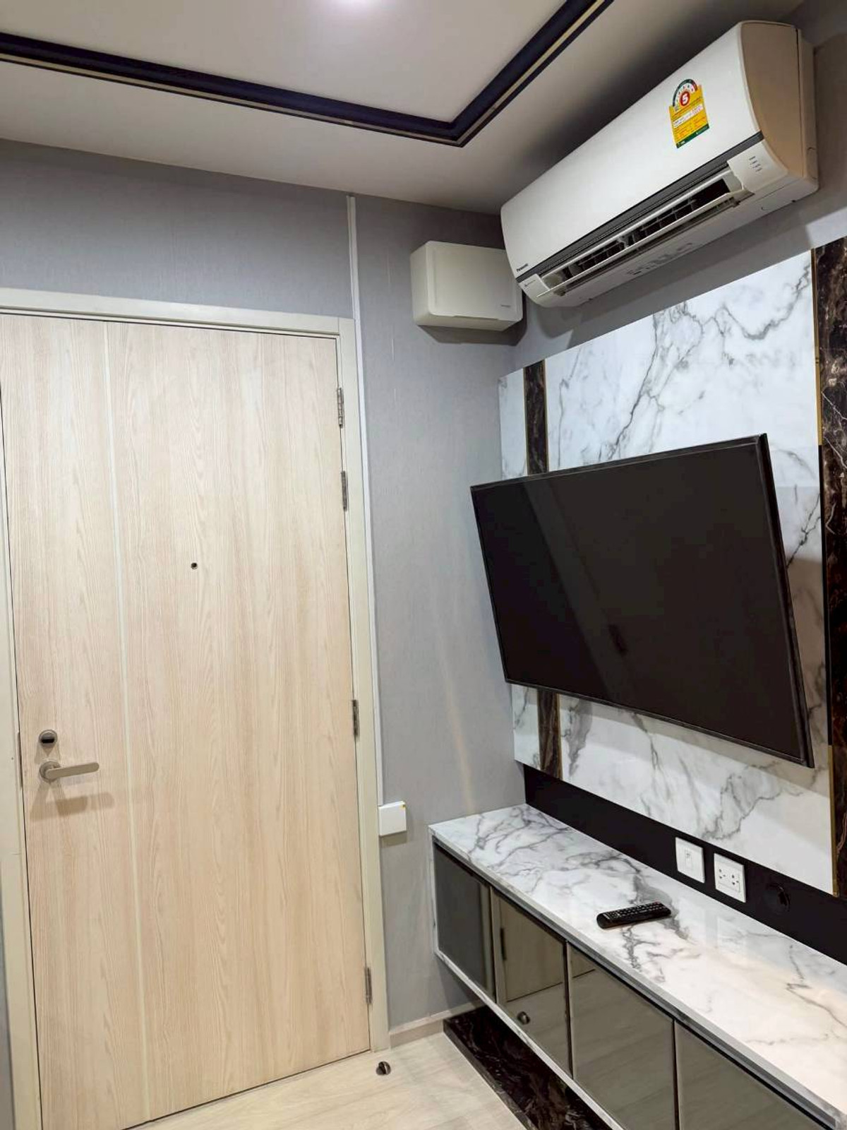 ให้เช่าคอนโดพระราม 9 เพชรบุรีตัดใหม่ RCA : ✅ LFA146 ✅ Line : @p2nproperty