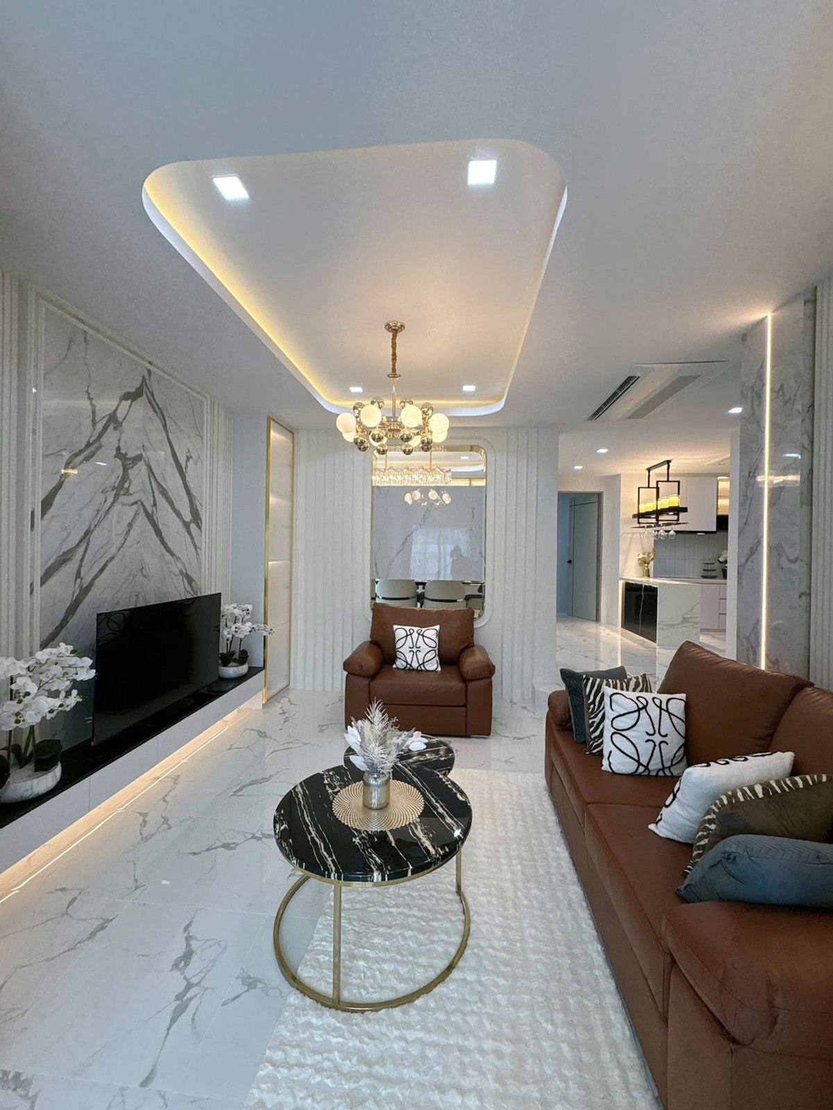 ขายพัทยา บางแสน ชลบุรี สัตหีบ : ขาย บ้านพูลวิลล่าหรู ใกล้หาดจอมเทียนเพียง 5 นาที