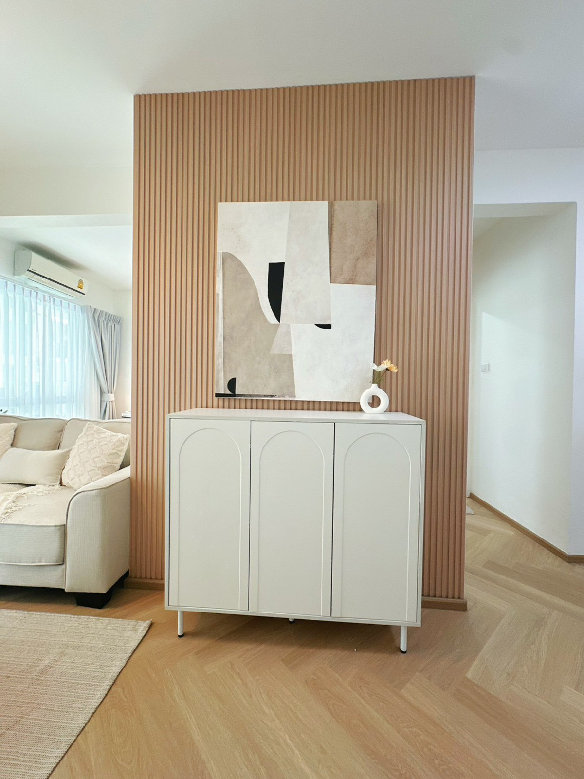 ขายคอนโดพระราม 9 เพชรบุรีตัดใหม่ RCA : ขาย คอนโดรีโนเวท ใกล้MRTพระราม9🌊✨ริมสระ pool access 3.19ลบ One Bedroom 48sq.m พร้อมอยู่ นัดชมเลย 084-976-1441