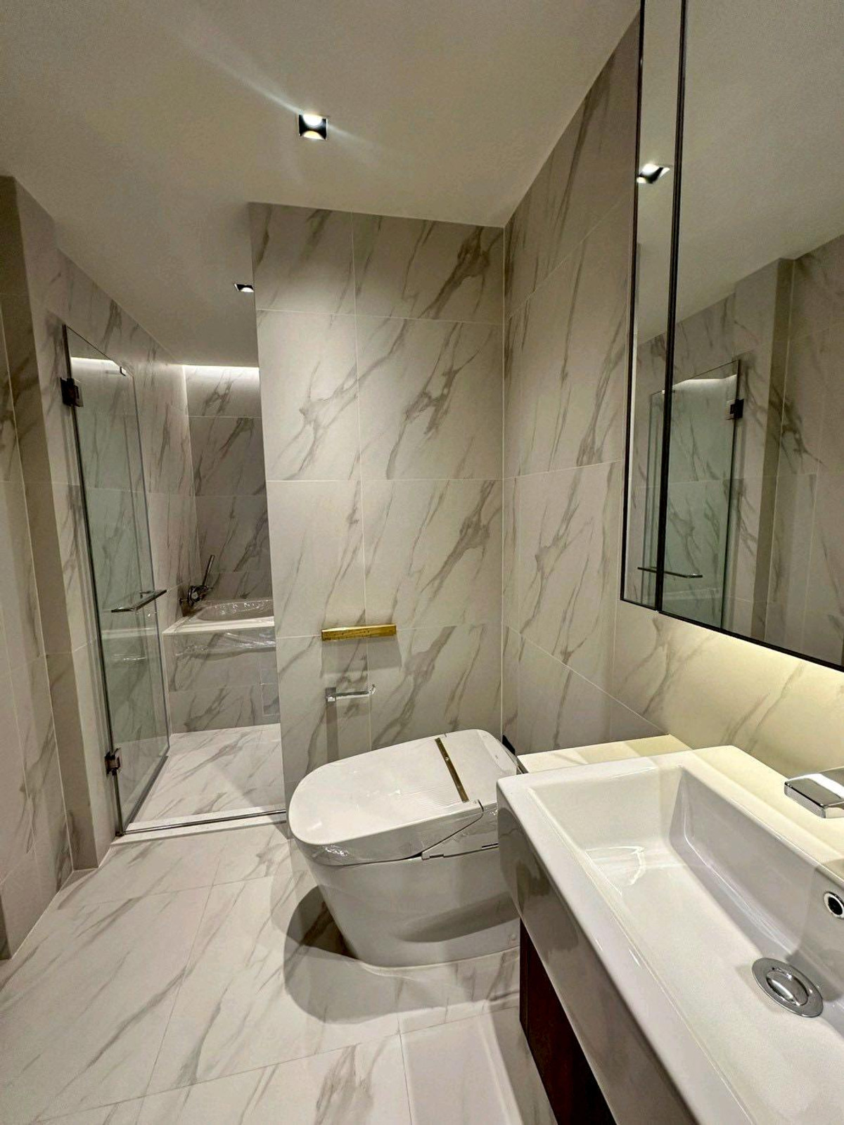 For RentCondoSukhumvit, Asoke, Thonglor : #E178 🎉 250369 Condo for Rent Chalermnit Art De Maison