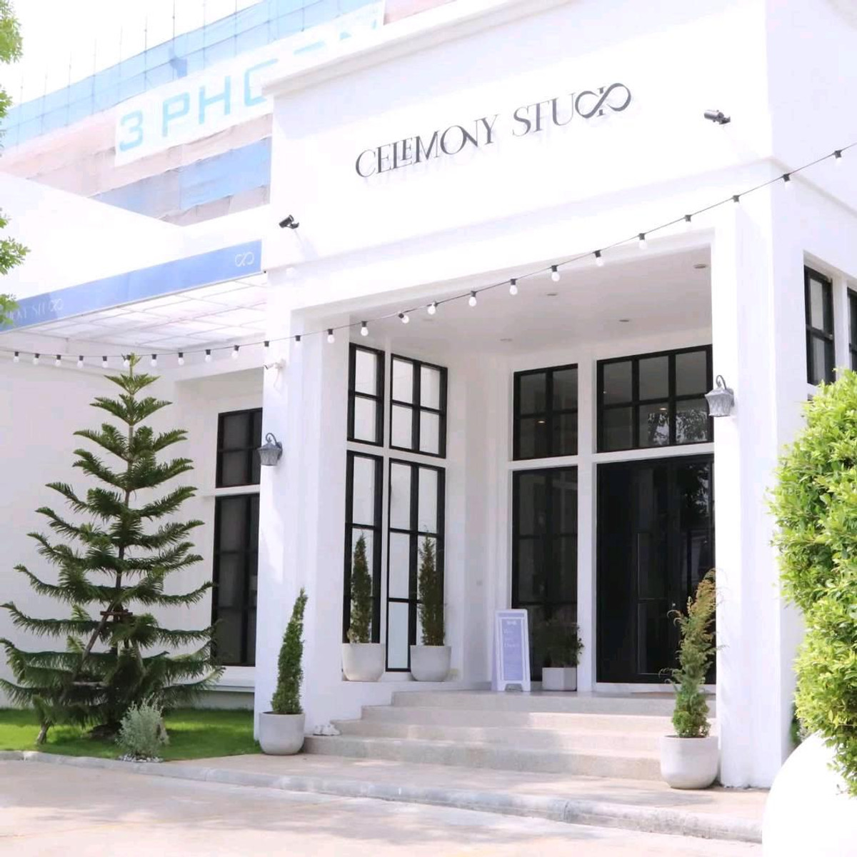 For RentLandBangna, Bearing, Lasalle : #Land for rent with building, Soi Bearing 5 📞066-165-9828, just 3 minutes to the BTS Bearing station.