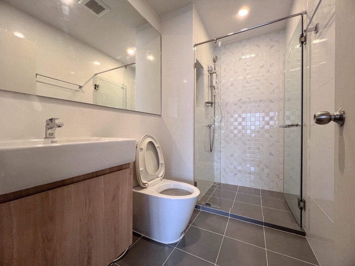 ให้เช่าคอนโดปิ่นเกล้า จรัญสนิทวงศ์ : ห้องใหม่ มือ1 แต่งครบ พร้อมอยู่ ใกล้ศิริราช