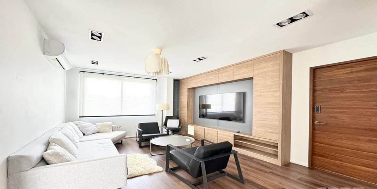 ขายบ้านวงเวียนใหญ่ เจริญนคร : บ้านเดี่ยว เจริญนคร ใกล้ IconSiam / 6 ห้องนอน (ขาย), Detached House Charoennakorn near IconSiam / 6 Bedrooms (FOR SALE) AOM081