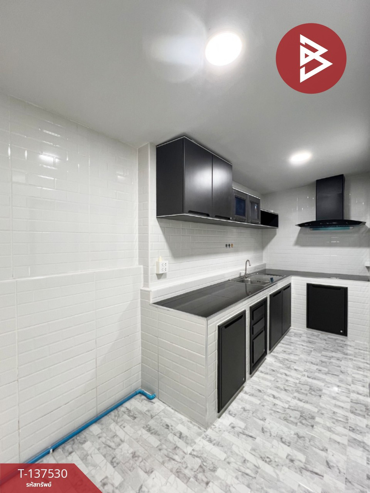 ขายทาวน์โฮมพัทยา บางแสน ชลบุรี สัตหีบ : ขายทาวน์เฮ้าส์ หมู่บ้านเดอะเซ็นทรัล3 อัสสัมชัญ-ศรีราชา (The Central3 Assumption-Sriracha) ชลบุรี