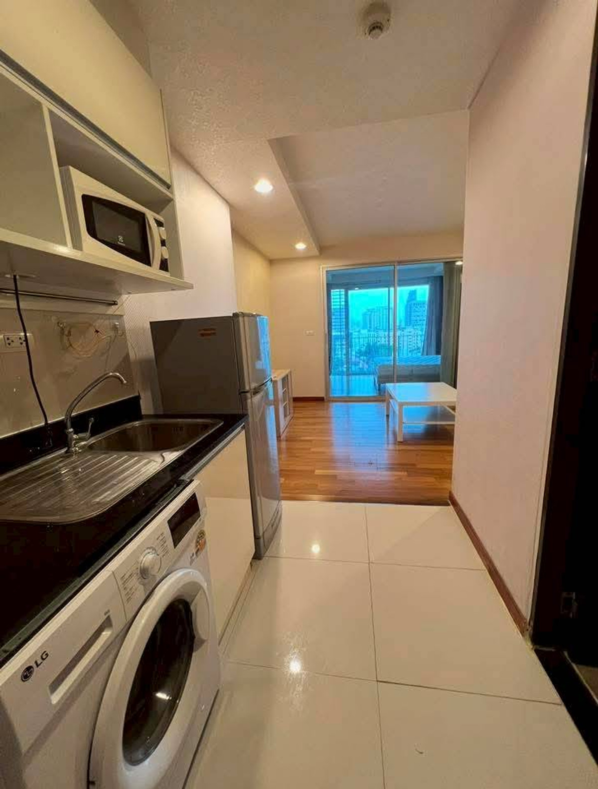 For RentCondoLadprao, Central Ladprao : ✅ LNL131 ✅ Line : @p2nproperty