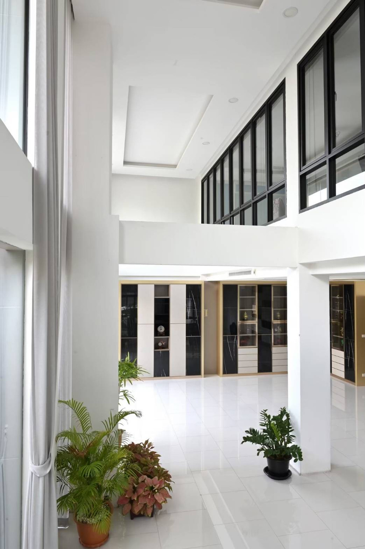 ให้เช่าโฮมออฟฟิศบางนา แบริ่ง ลาซาล : 🔥 ให้เช่า Home Office Luxury บางนา 🔥  ครบ จบ ทั้งออฟฟิศ + ที่พักในที่เดียว! พร้อมใช้งานทันที