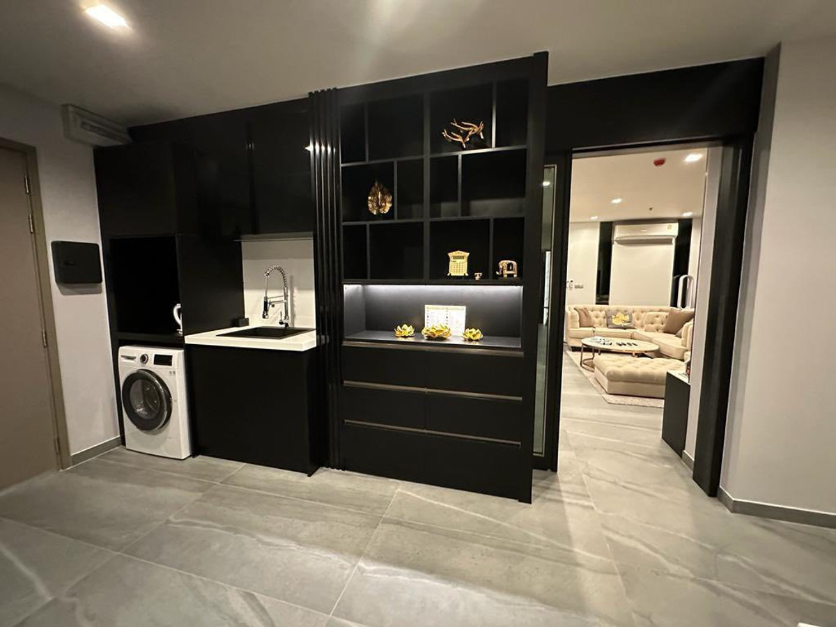 ขายคอนโดพระราม 9 เพชรบุรีตัดใหม่ RCA : 📌 𝐅𝐨𝐫 𝐒𝐀𝐋𝐄 ♦ Life Asoke Hype - 2 Bedrooms