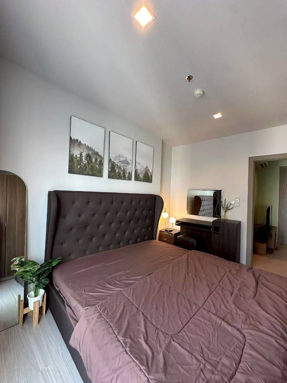 ให้เช่าคอนโดพระราม 9 เพชรบุรีตัดใหม่ RCA : ✅ LAK243 ✅ Line : @p2nproperty