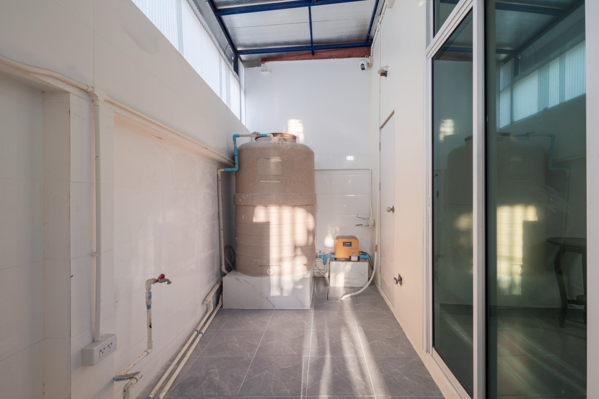 ให้เช่าทาวน์โฮมลาดพร้าว101 แฮปปี้แลนด์ : ทาวน์โฮมทำเลลาดพร้าว พร้อมให้เช่า เฟอร์ครบ ใกล้รถไฟฟ้าทั้งสายสีเหลืองและสายสีส้ม 🚃