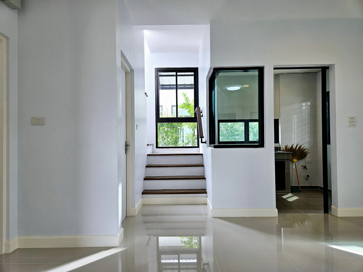For RentHouseRama 2, Bang Khun Thian : Pet-Friendly ! 6-Bedroom Renovated Home with Private Garden✨