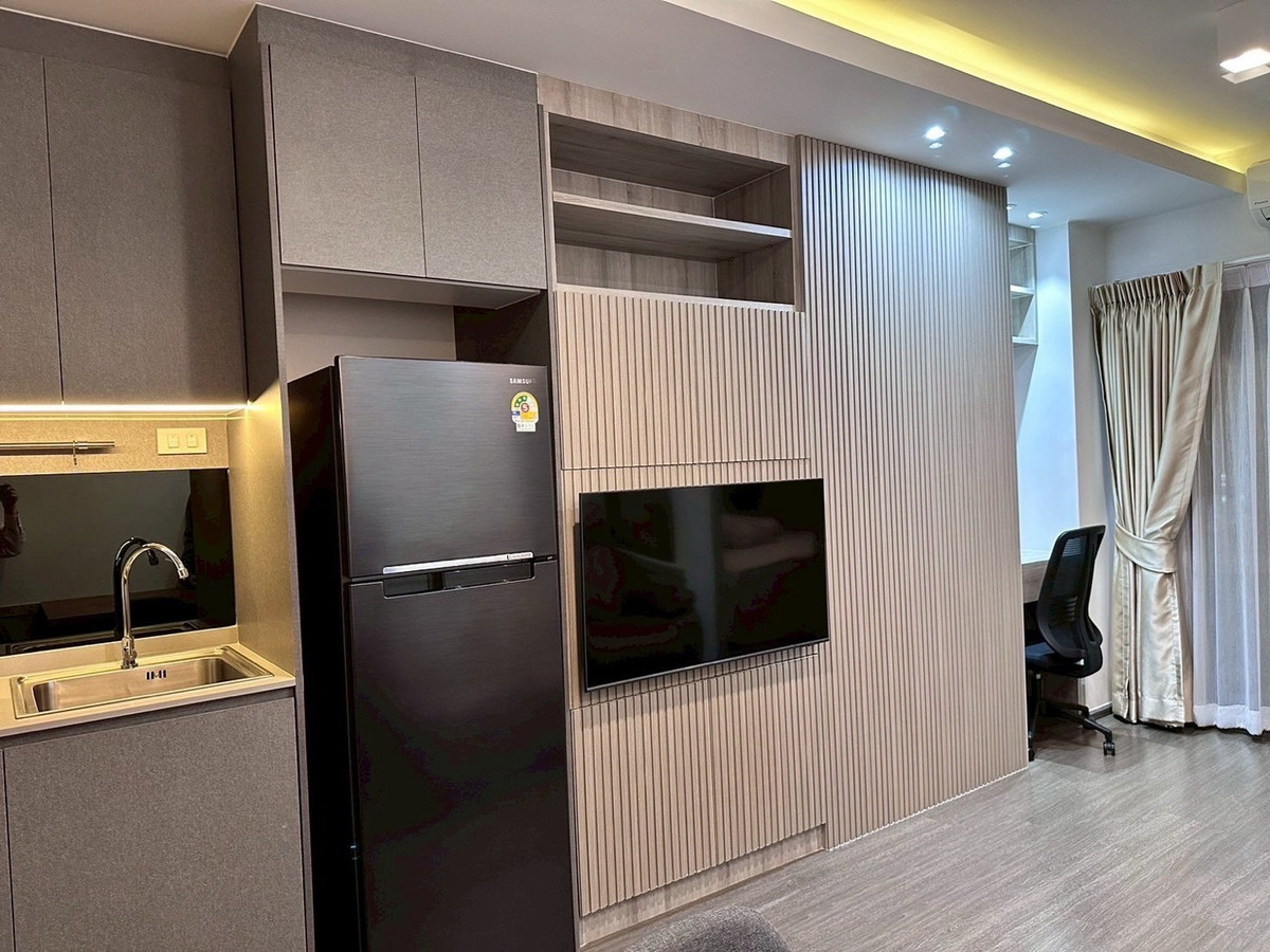 For RentCondoOnnut, Udomsuk : Ideo Sukhumvit 93 next to BTS Bang Chak / corner room