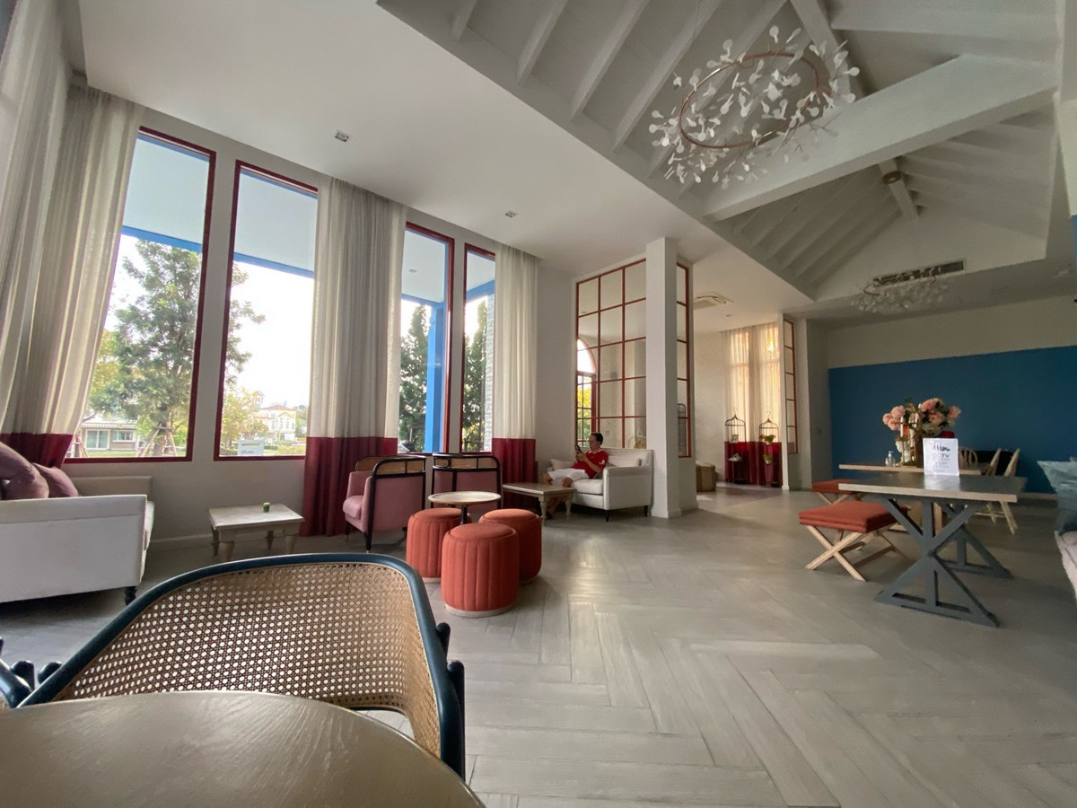 ให้เช่าทาวน์โฮมบางนา แบริ่ง ลาซาล : ให้เช่า| For rent ทาวน์โฮม 2-3 ห้องนอน หลังบ้านต่อเติมห้องเพิ่ม กว้างมาก+ติดแอร์ สามารถเพิ่มเติมเฟอร์นิเจอร์ได้ บ้านทำเลดี ตรงข้าม Mega Bangna หมู่บ้านสุดฮิต📍 Indy บางนา-รามคำแหง2 👍🏻