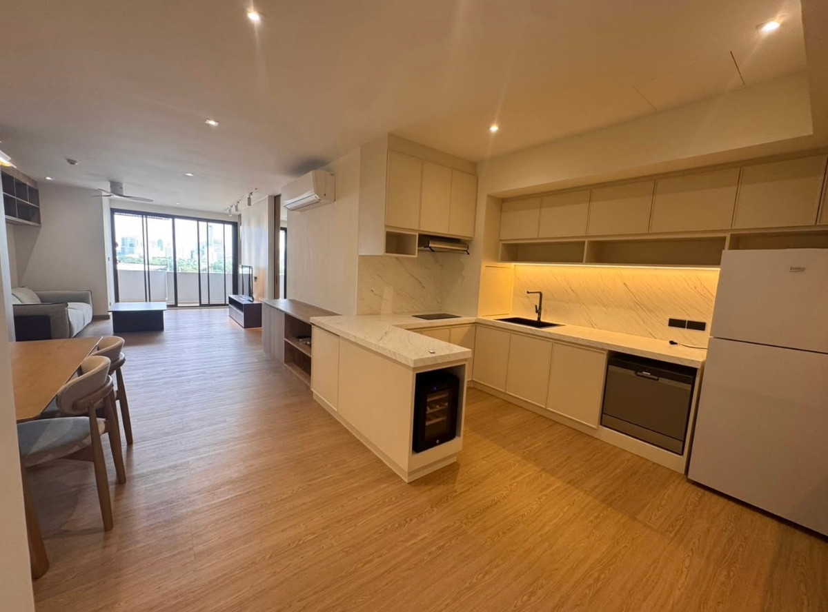 For RentCondoSukhumvit, Asoke, Thonglor : Rent :: LAKE AVENUE SUKHUMVIT 16 :: Ready to move in Call 063-6165390