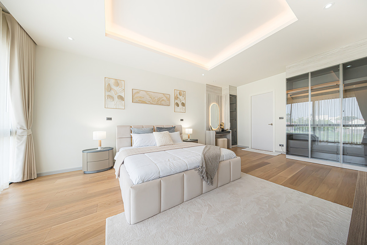 ขายบ้านโชคชัย4 ลาดพร้าว71 : [ขาย] ✨ บ้านเดี่ยว 3 ชั้น สไตล์ Modern Luxury พรีเมียมที่สุดในลาดพร้าว 101 | Feel Town ✨ แต่งครบ พร้อมลากกระเป๋าเข้าอยู่! เพียง 13.99 ล้าน (Rare Item มีเพียง 9 หลังในโครงการ!)