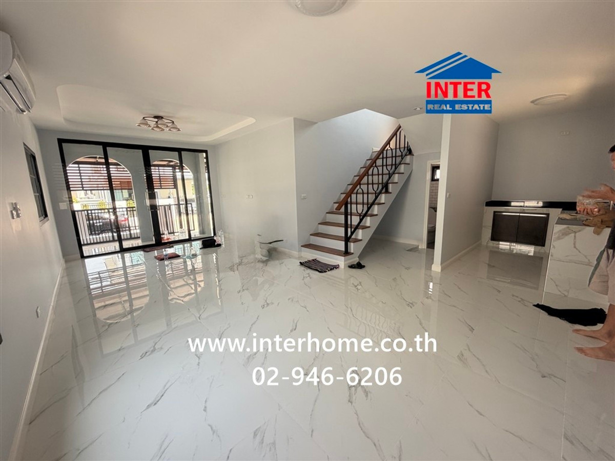 For SaleHouseBuri Ram : 2-story detached house, 67.9 sq m, Thada Diasis Village. Near Sarasas Witaed Buriram School, Soi Thada Soi 2, Road No. 3021 Road number 288 (Luang Mueang Road) Mueang Buriram, Buriram