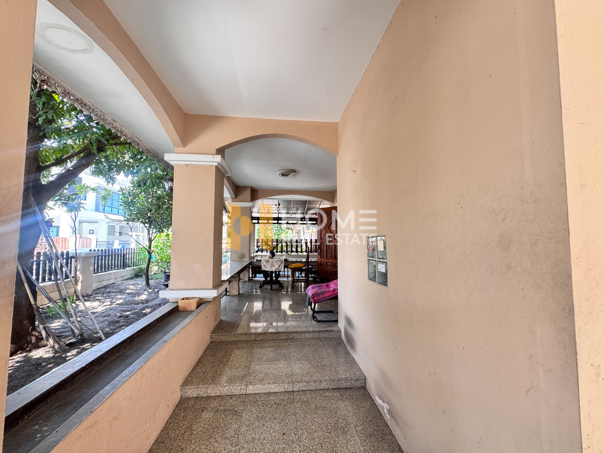 For SaleHousePattaya, Bangsaen, Chonburi : Detached House Amporn Place Sriracha / 5 Bedrooms (For Sale), Detached House Amporn Place Sriracha / 5 Bedrooms (FOR SALE) YEAN155