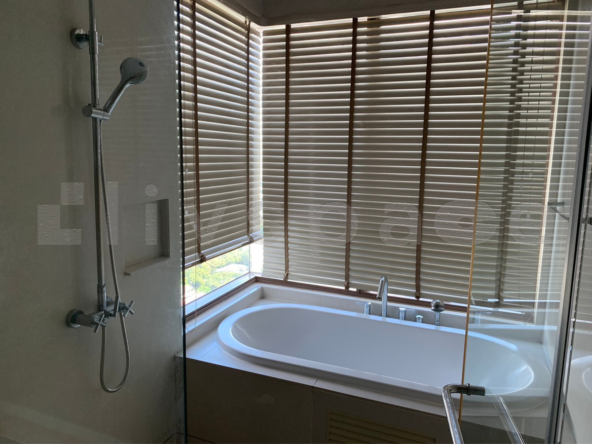 For RentCondoSukhumvit, Asoke, Thonglor : ▚ LI104ツ FOR RENT: The Emporio Place 2BR 108sqm. 65K ✨ Rare Unit, High Floor, Cool Orientation & Fully Furnished 🏙️