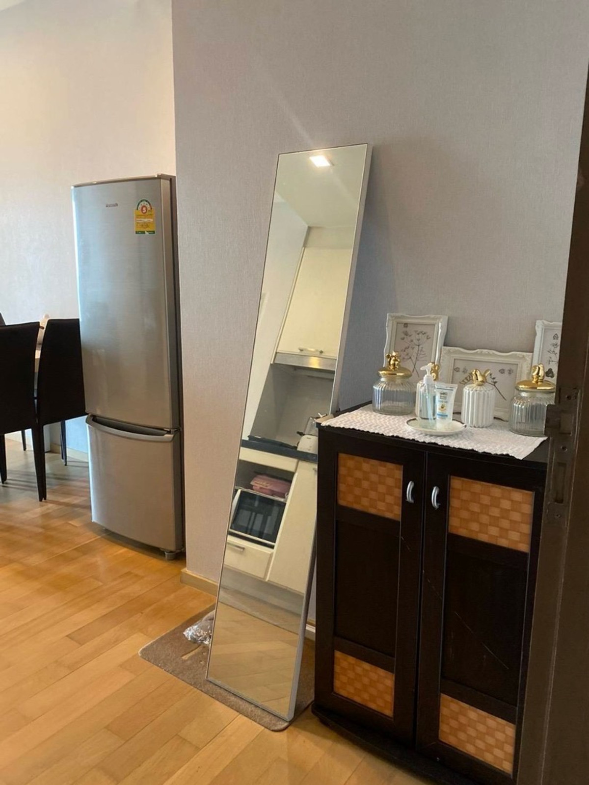 For RentCondoSukhumvit, Asoke, Thonglor : 🔥Rent 1BR🔥45sqm🔥Floor19🔥28,000/month🔥Have bathtub🛁