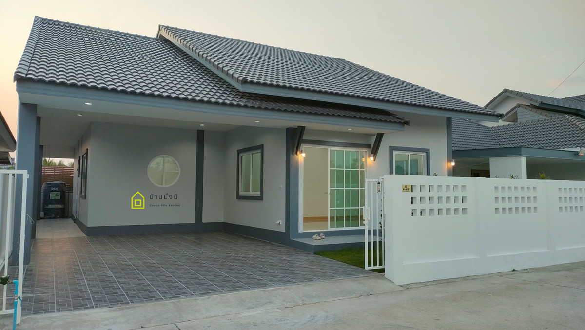 For SaleHouseChiang Mai : House near Nong Chom Intersection (Likhit Chiwan), near Ton Kla School, San Sai District, Chiang Mai.