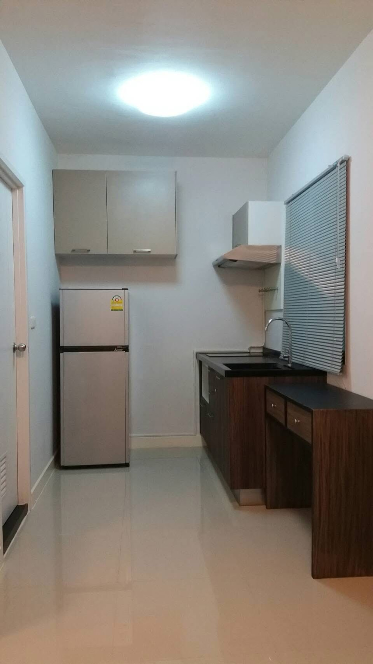 For RentTownhomePattanakan, Srinakarin : House for rent in Pattanakarn Near On Nut BTS, Suan Luang District, 2-story townhome, 3 bedrooms, 2 bathrooms, 2 parking spaces.