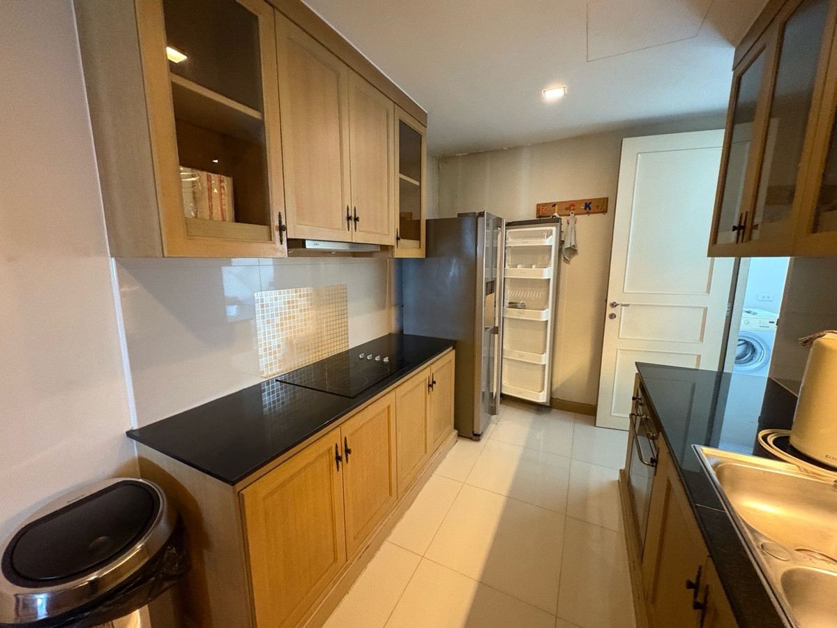 ขายคอนโดสาทร นราธิวาส : 🔥Sell 3BR 4BR+ 1Maid🔥Floor33🔥223sqm🔥29M🔥