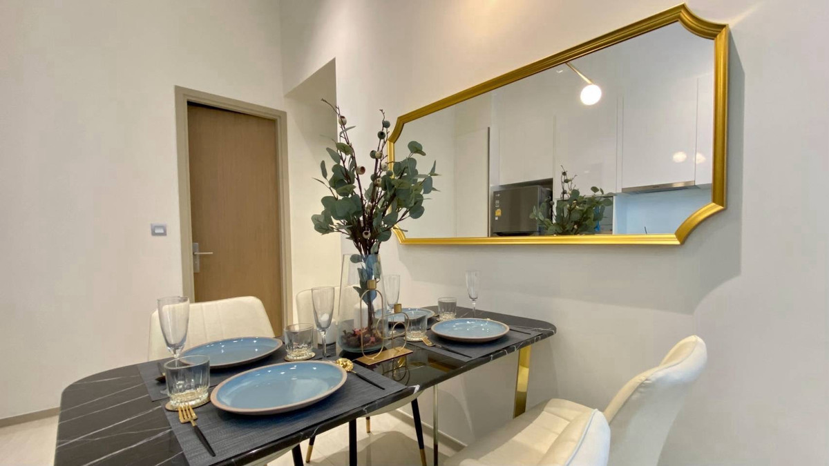 For RentCondoSilom, Saladaeng, Bangrak : For Rent Ashton Silom 2 Bedroom price 70,000 baht contact 0869017364