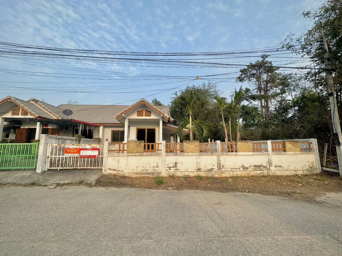 ขายทาวน์โฮมหัวหิน ประจวบคีรีขันธ์ : ขายทาวน์เฮ้าส์หมู่บ้านภูตะวัน  ทำเลถนนถนนหัวหิน-ห้วยมงคล(ทล.3218) ประจวบคีรีขันธ์  สภาพดี ราคาถูกมาก