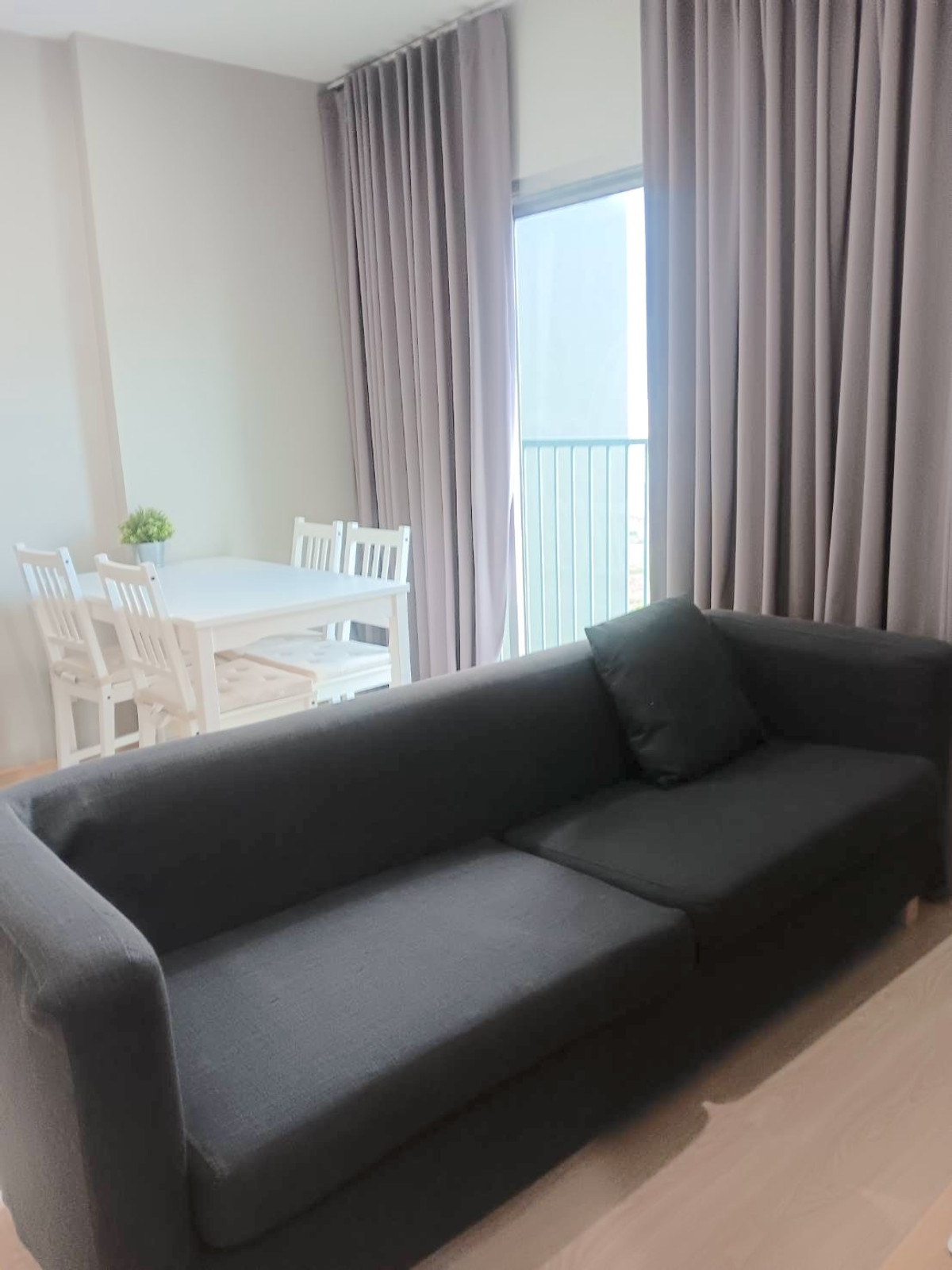 For RentCondoRatchadapisek, Huaikwang, Suttisan : 🔥 Urgent rent 🔥 Beautiful room, corner room, cheapest, ready to move into the last room. Call : 0619824959 Line ID : elegant.289