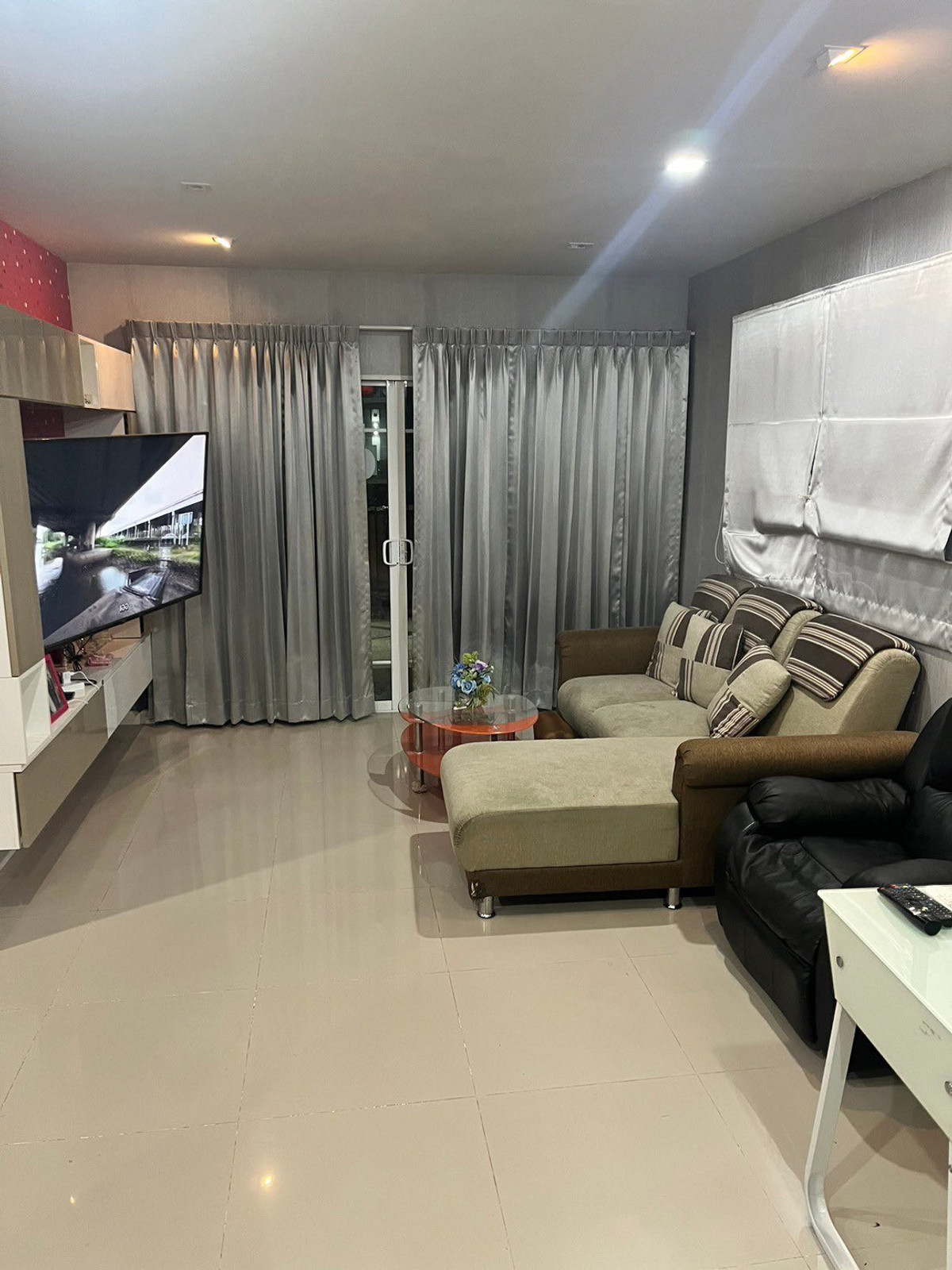 ขายบ้านลาดกระบัง สุวรรณภูมิ : เดอะ แพลนท์ พระราม 9 - วงแหวน 2 / 3 ห้องนอน (ขาย), The Plant Rama 9 - Wongwaen 2 / 3 Bedrooms (FOR SALE) BZD176