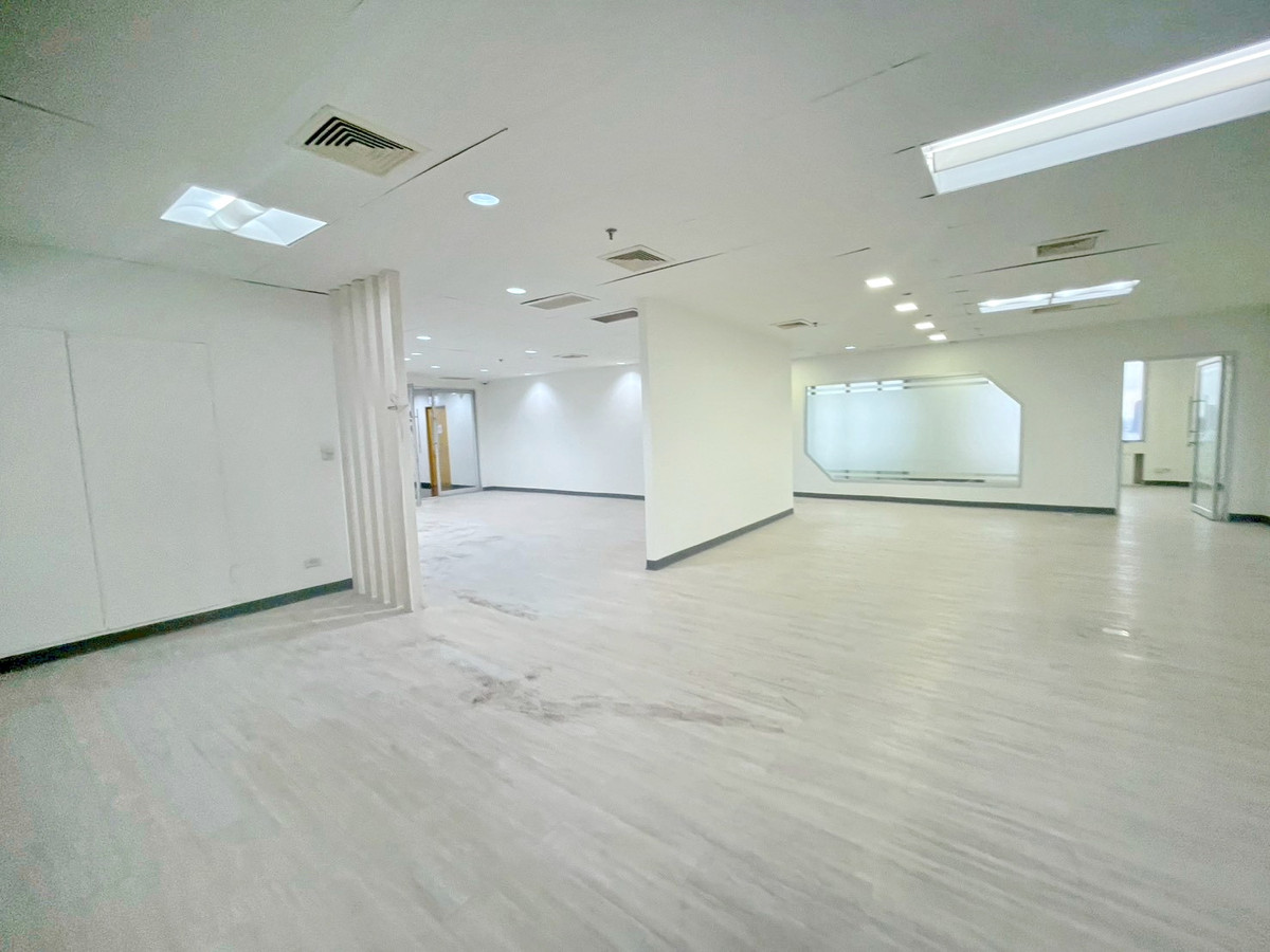 ให้เช่าสำนักงานรัชดา ห้วยขวาง : OF015♛♚เช่า พื้นที่สำนักงาน♙รัชดา-ห้วยขวาง♜MRT ห้วยขวาง∞099-5919653,065-9423251🜲Line@sureresidence