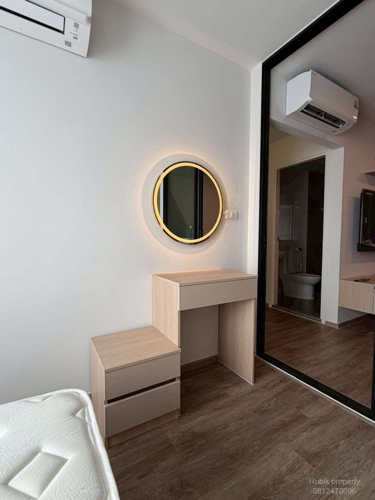 For RentCondoKasetsart, Ratchayothin : 🏙 **Condo for rent HI Kaset–Senanikhom Station (Phahonyothin 34)** RB1833, new room, never rented out, location near BTS Senanikom 🚄✨