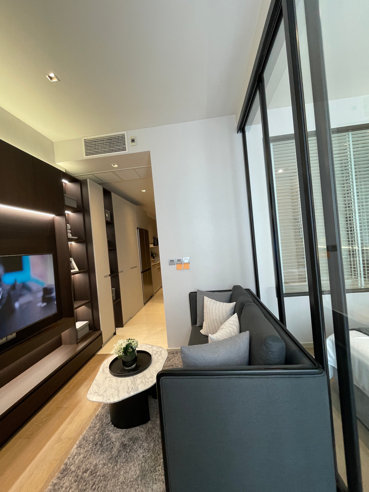 ขายคอนโดสีลม ศาลาแดง บางรัก : 💎 [Ultimate Legacy] ASHTON SILOM – 1BR XL (49.58 ตร.ม.) ชั้น 32 ห้องมุมแห่งวิสัยทัศน์เหนือระดับ บนถนนสายประวัติศาสตร์ 💎 