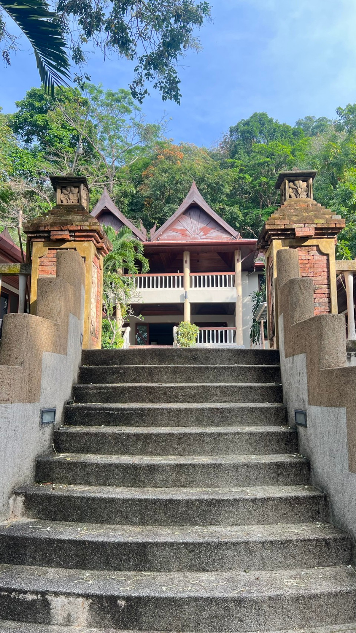 ขายบ้านภูเก็ต : ขายบ้านพร้อมที่ดินป่าตอง ที่ดิน 3 ไร่ 