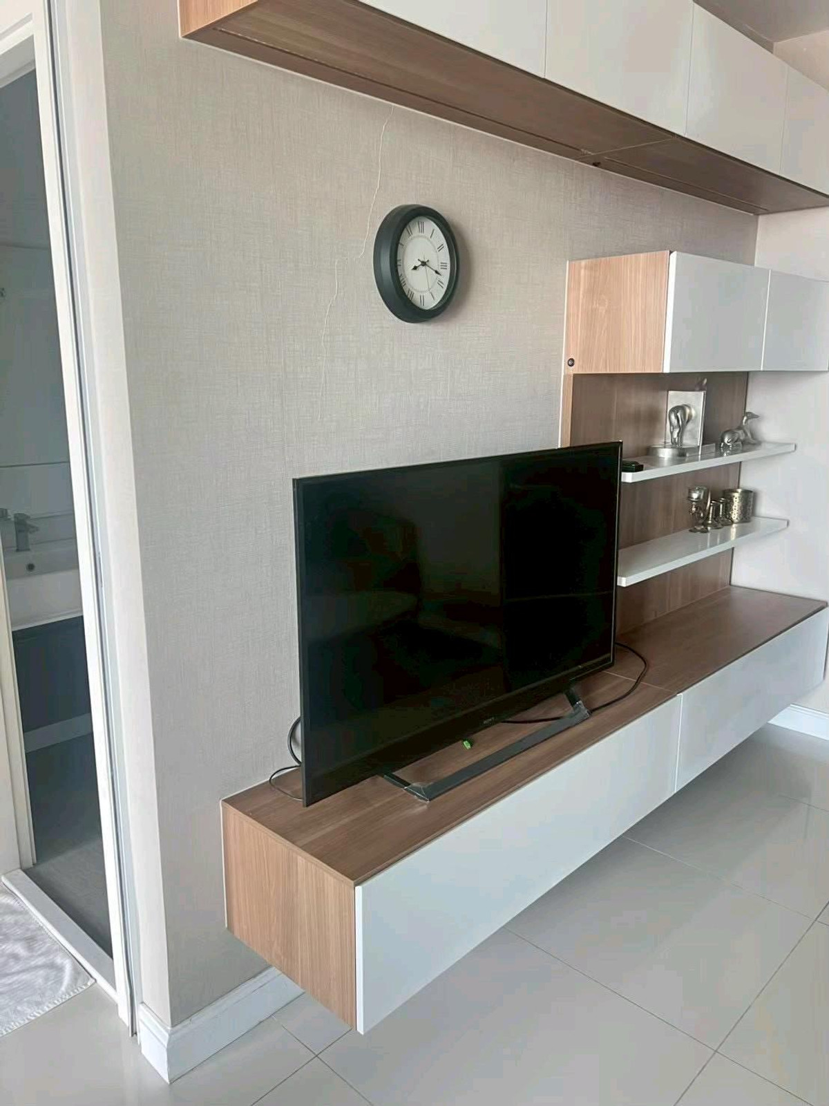 For RentCondoSamut Prakan,Samrong : #E205 (previous code S1888) 🎉 260369 Condo for rent at The Metropolis Samrong