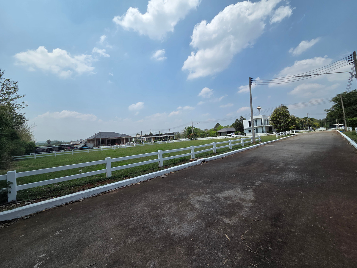 For SaleLandPak Chong KhaoYai : Land for Sale in Khao Yai, Thailand (Pak Chong) – 302 sq.wah | Green Montana Gated Community | 28 m. Wide Frontage | Ideal for Luxury Home near Bangkok