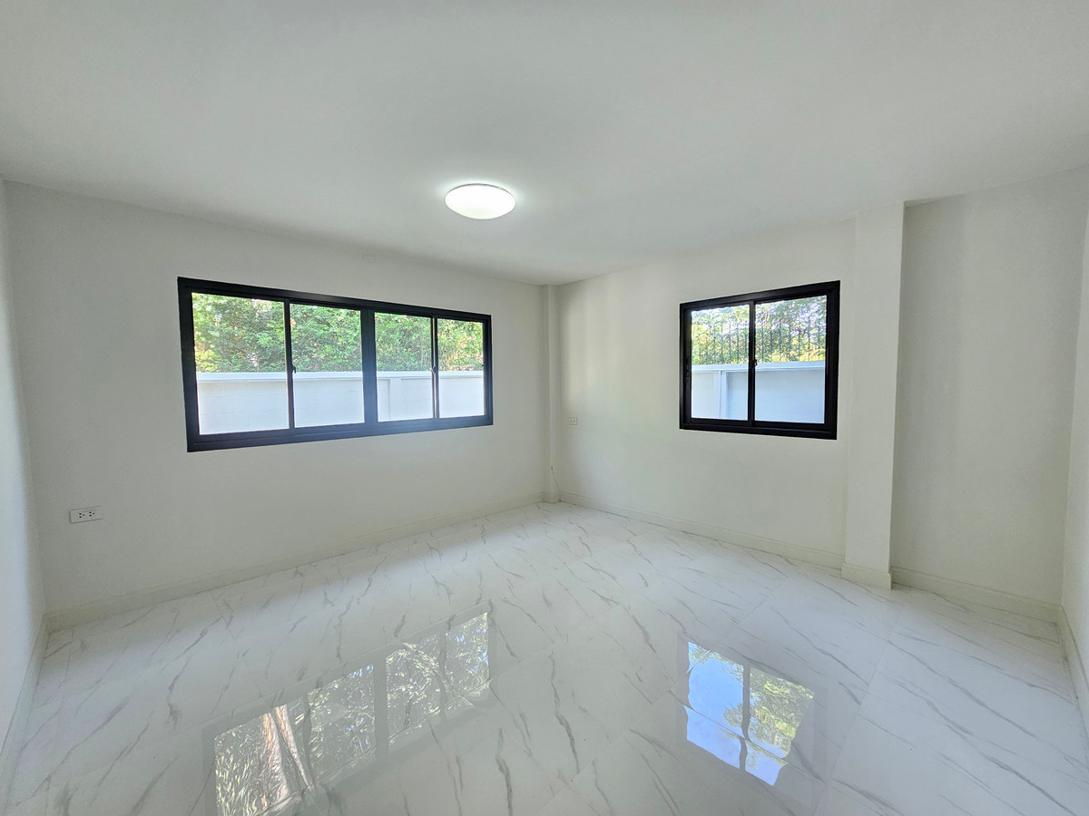 ขายบ้านพุทธมณฑล ศาลายา : ขาย!!! บ้านเดี่ยว 2 ชั้น พื้นที่ 62.3 ตร.วา @ หมู่บ้านสวนดอกไม้-ซ.บรมราชชนนี 105 เขตทวีวัฒนา, กรุงเทพฯ