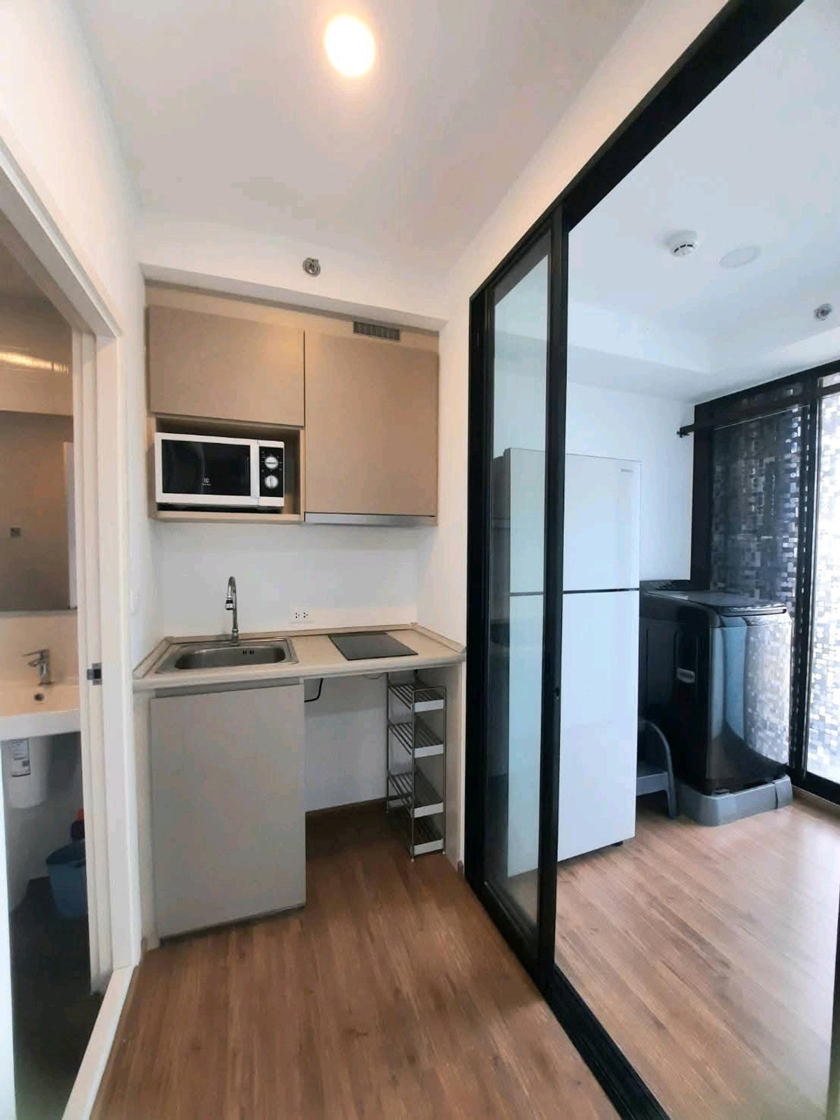 ให้เช่าคอนโดมีนบุรี-ร่มเกล้า : ให้เช่า The Origin Ram 209 ขนาด 30 ตรม. เจ้าของปล่อยเอง