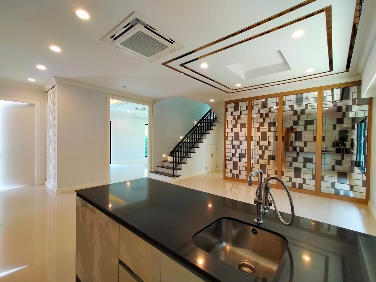 ขายบ้านแจ้งวัฒนะ เมืองทอง : ขายบ้านเดี่ยว บ้านใหม่ เศรษฐสิริ แจ้งวัฒนะ-ประชาชื่น 2 หลังมุม ทิศใต้