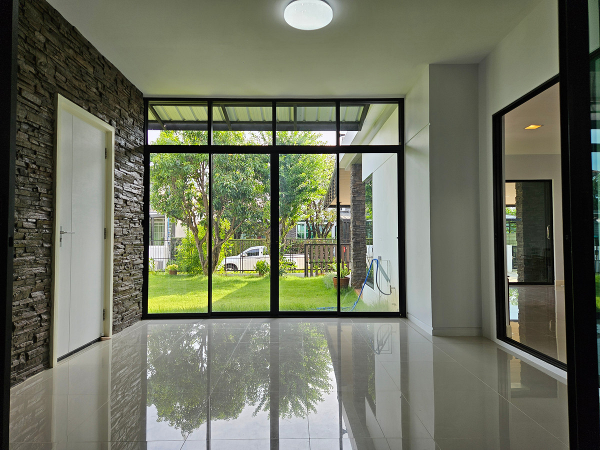 For RentHouseRama 2, Bang Khun Thian : Pet-Friendly ! 6-Bedroom Renovated Home with Private Garden✨