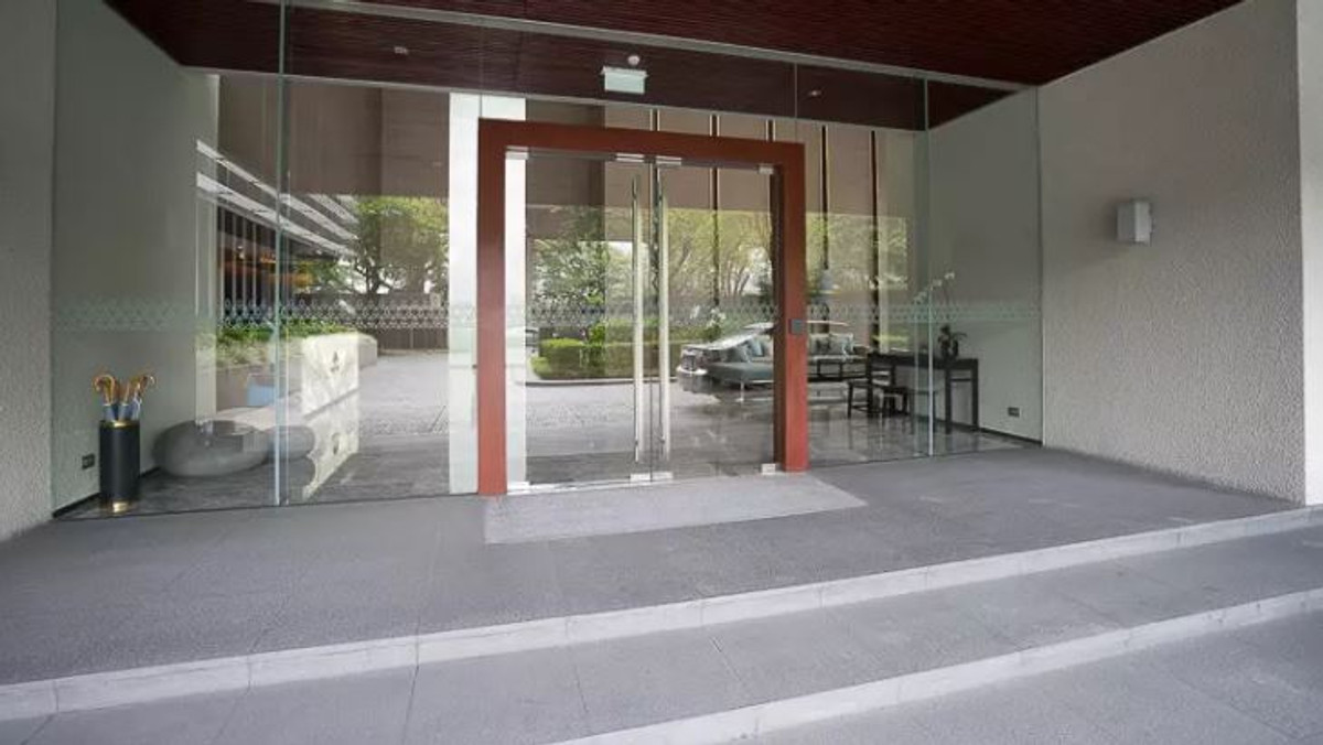 ขายคอนโดวิทยุ ชิดลม หลังสวน : ขายคอนโด 185 Rajadamri Duplex Unit ใจกลางราชดำริ