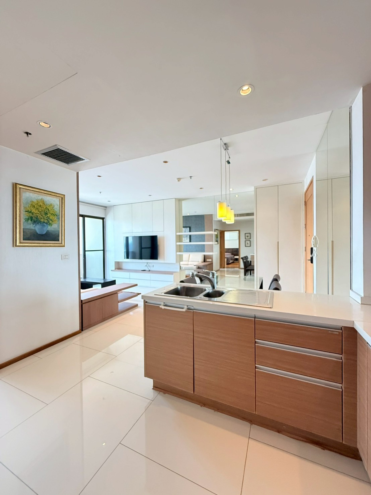 For RentCondoSukhumvit, Asoke, Thonglor : 🔥🎉 Condo for Rent 1 Bedroom The Emporio Place High Floor Beautiful Unit Sukhumvit 24