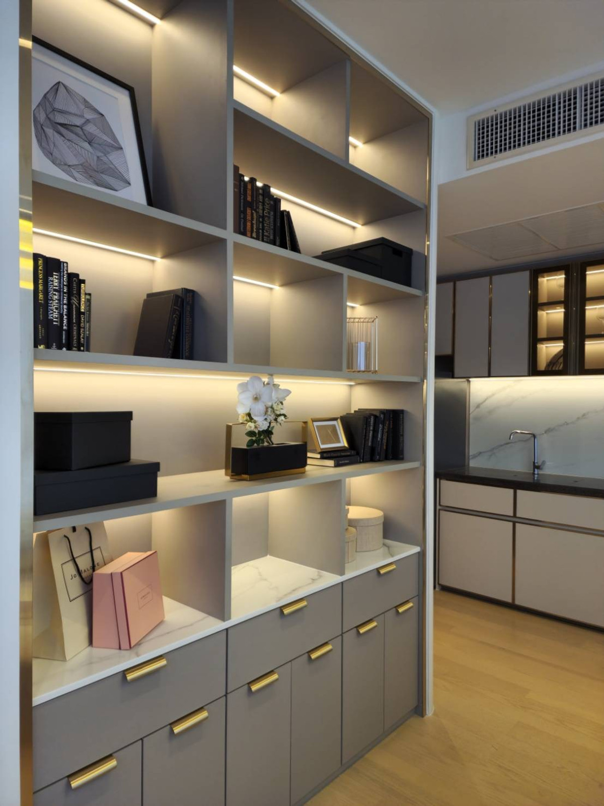 ให้เช่าคอนโดพระราม 9 เพชรบุรีตัดใหม่ RCA : Condo for rent Rama 9 Luxury condo near MRT Rama 9 2 bedroom condo Ashton Asoke Rama 9