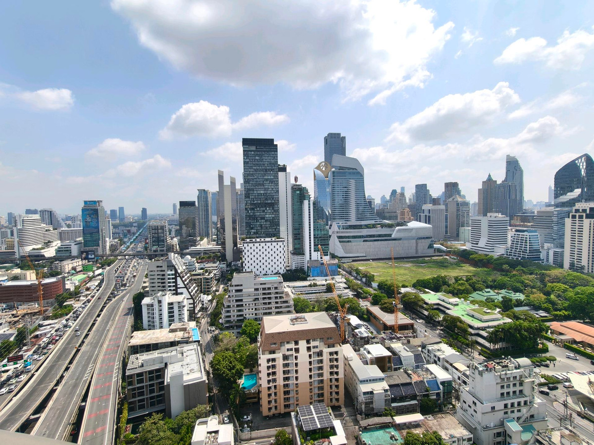 ให้เช่าคอนโดวิทยุ ชิดลม หลังสวน : ให้เช่า / Rent Condo Life One Wireless, 2 Bedroom ใกล้ BTS Chidlom,BTS Phloen Chit, Central Embassy, Central Chidlom

