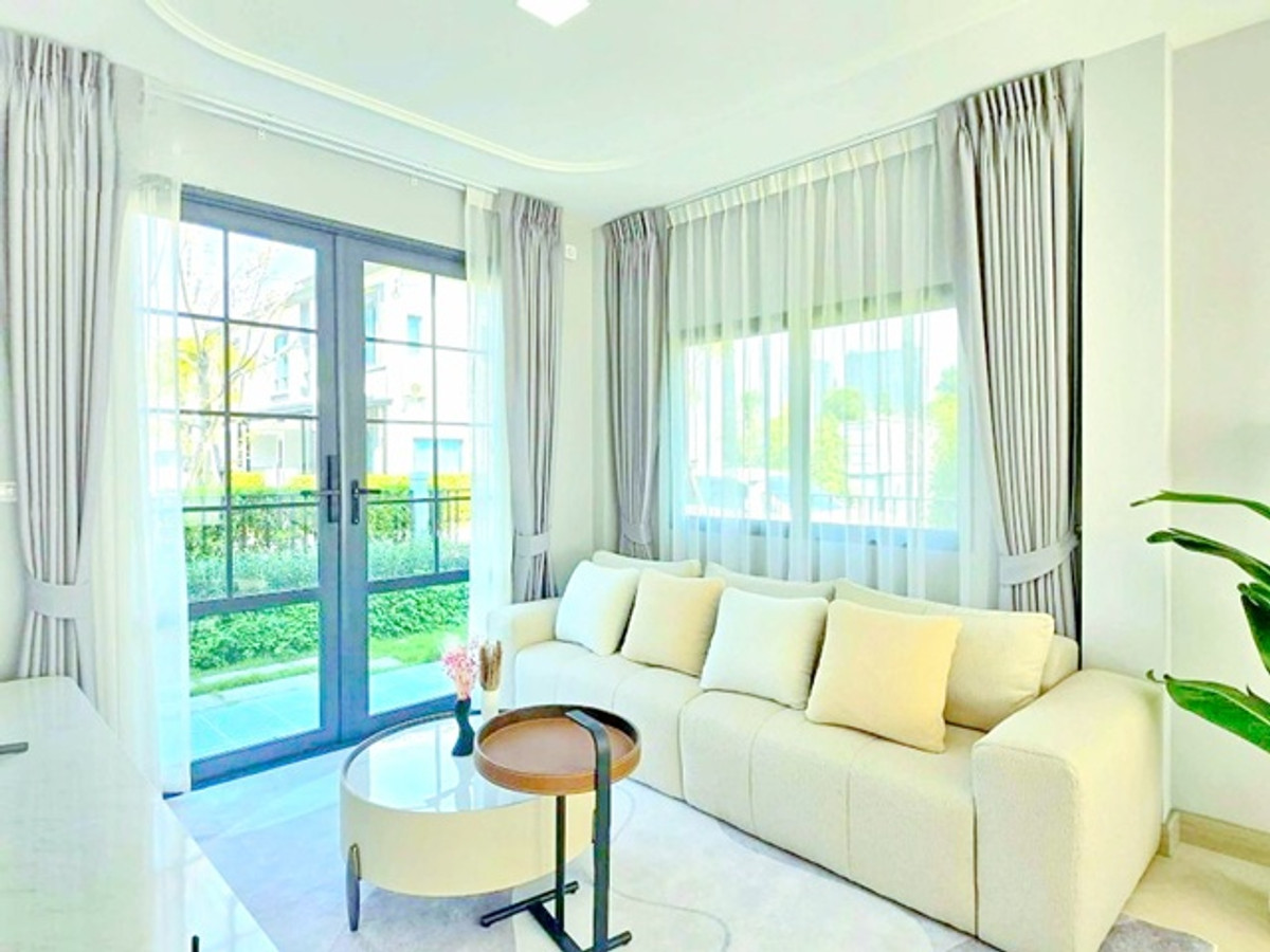 ให้เช่าบ้านบางนา แบริ่ง ลาซาล : พร้อมเฟอร์ฯ คอนคอร์เดียน ใกล้เมกาบางนา 500 ม. 75ตร.วา 200ตร.ม. บ้านเดี่ยว 2 ชั้น 4นอน 4 น้ำ