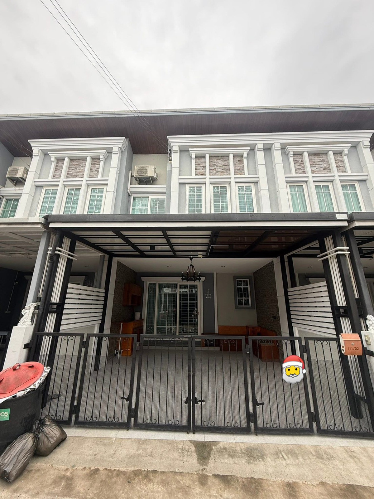For RentTownhomeBangna, Bearing, Lasalle : 🏡✨ Townhome for rent, Golden Town Project, Sukhumvit-Bearing, 4 bedrooms, 3 bathrooms, Sukhumvit 76, potential location near BTS, ready to move in in early April.