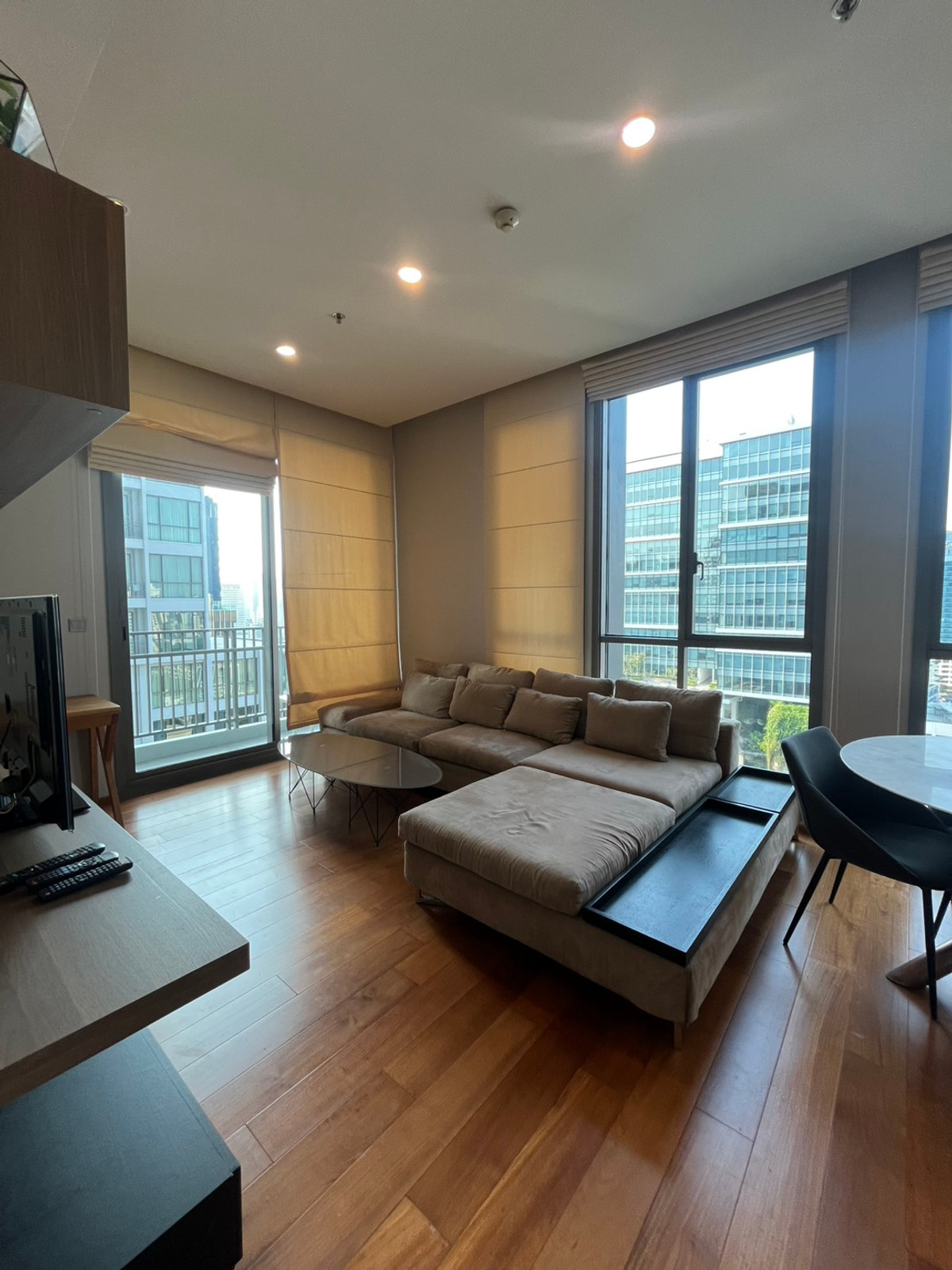 For RentCondoSukhumvit, Asoke, Thonglor : Available For Rent Quattro By Sansiri 2B2B 85 sqm. Call Khun Ko 0658245243