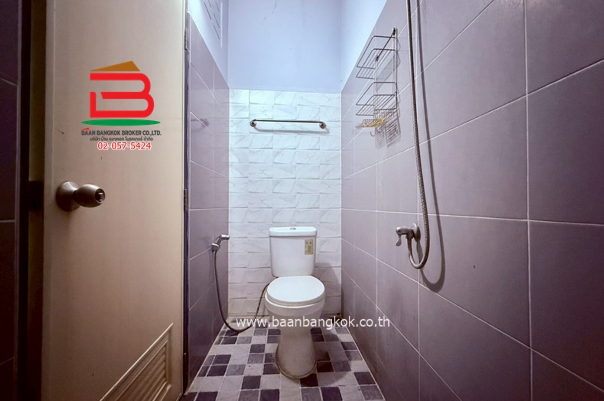 ขายทาวน์โฮมนนทบุรี บางใหญ่ บางบัวทอง : ทาวน์เฮ้าส์ พฤกษา 3 (ใกล้เซ็นทรัลเวสต์เกต) เนื้อที่ 16 ตรว. ตำบลบางคูรัด อำเภอบางบัวทอง จังหวัดนนทบุรี